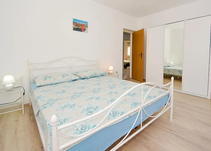 Magis-1 By Interhome Apartmán *