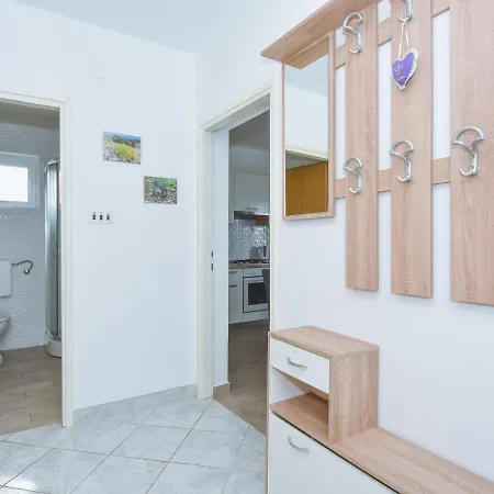 Apartment Magis-1 By Interhome Maslenica